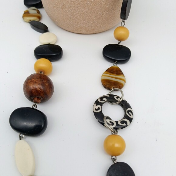 Gorgeous Porcelain Wood Massive Heavy Beaded Necklace - Picture 1 of 5